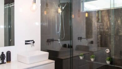 Best Materials for Bathroom Renovations in Brisbane’s Climate